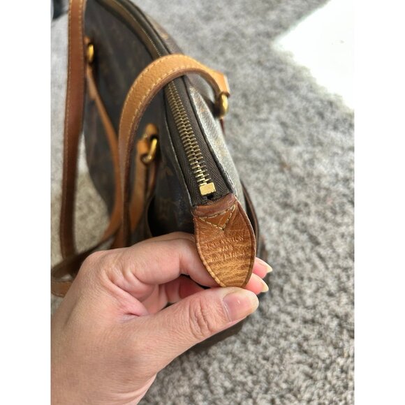Authentic Louis Vuitton Bag - Picture 4 of 11